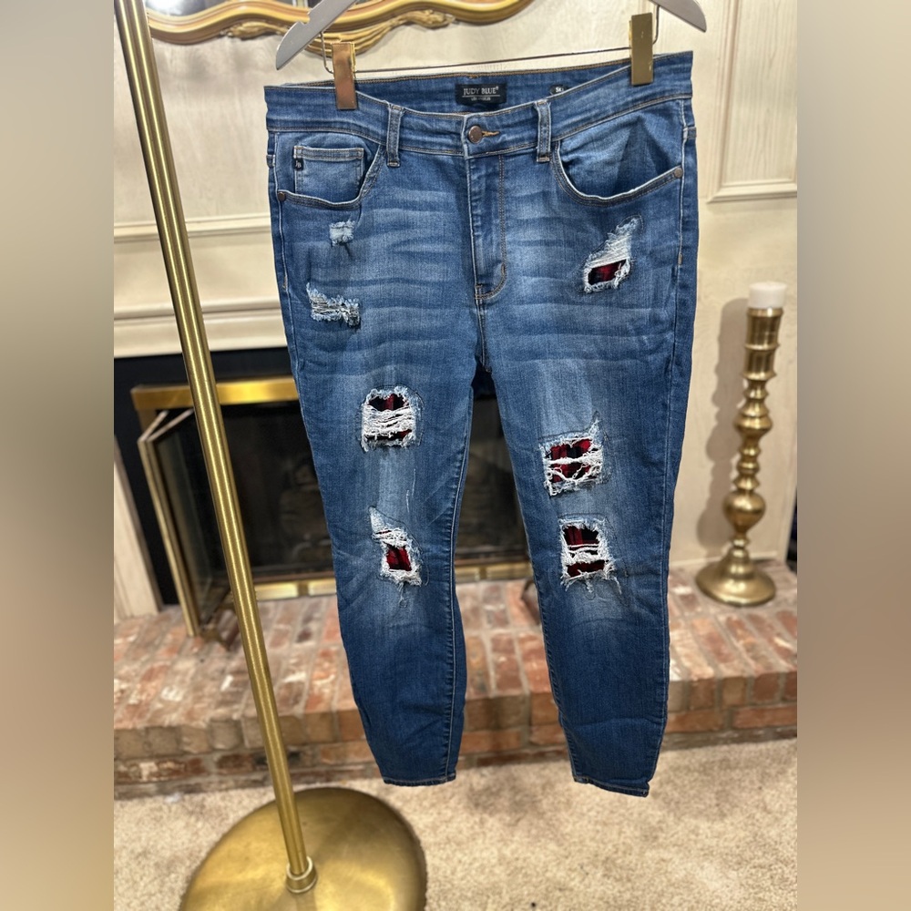 Judy Blue Women’s 14W Distressed Skinny Jeans Plaid Patch Mid Rise Stretch Denim